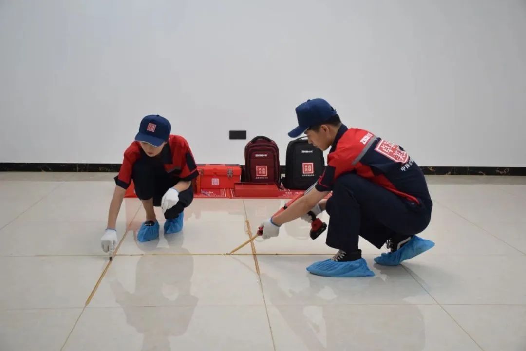 聚脲美縫施工.jpg